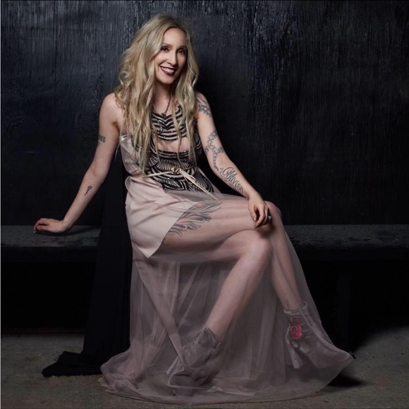 steve madden Edition velvet pink rose embroidered zipper chunky heeled booties - Picture 15 of 15